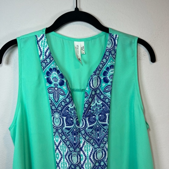 Pink Owl Women's Sleeveless Blouse Shirt Aqua Blue Split Neck Lightweight Medium - Picture 5 of 10